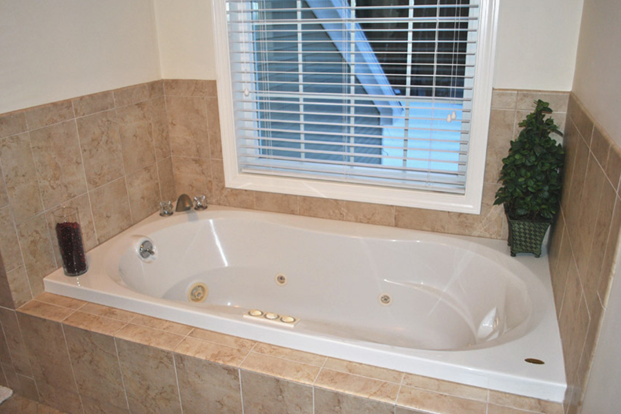 Master Bathroom Suite